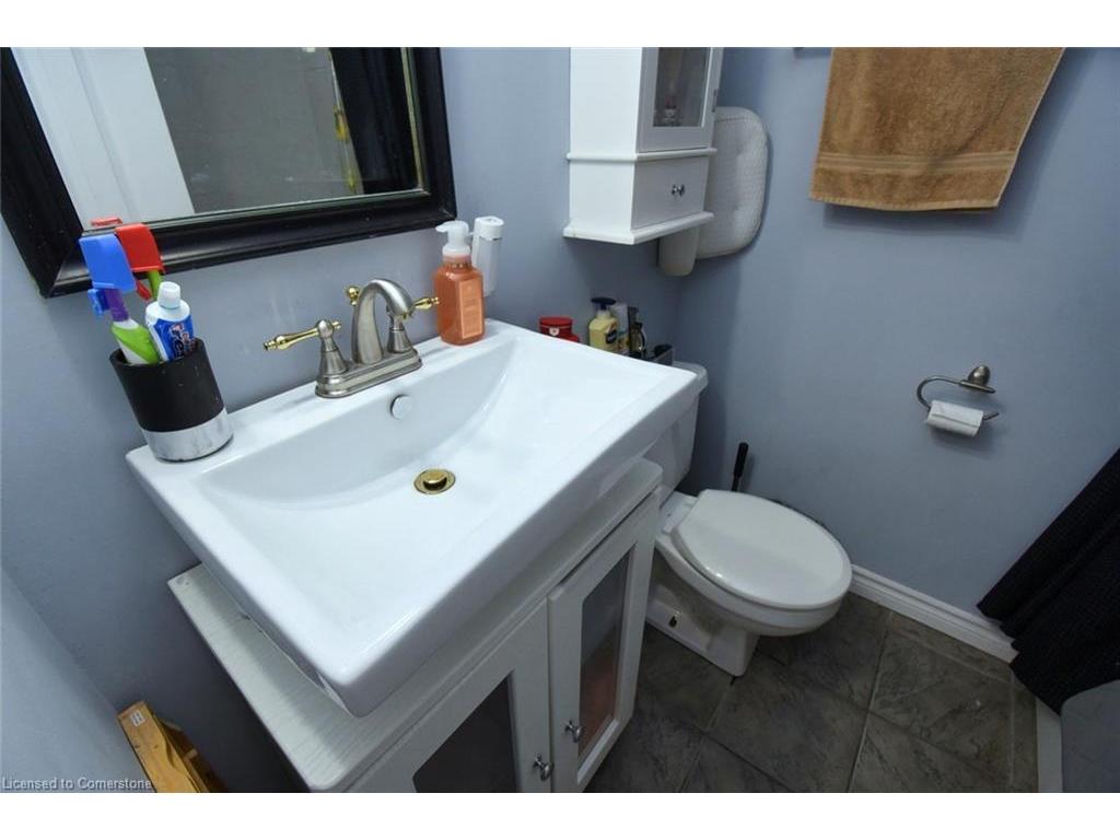 









5


7th

Street,
Grimsby,




ON
L3M 2T5

