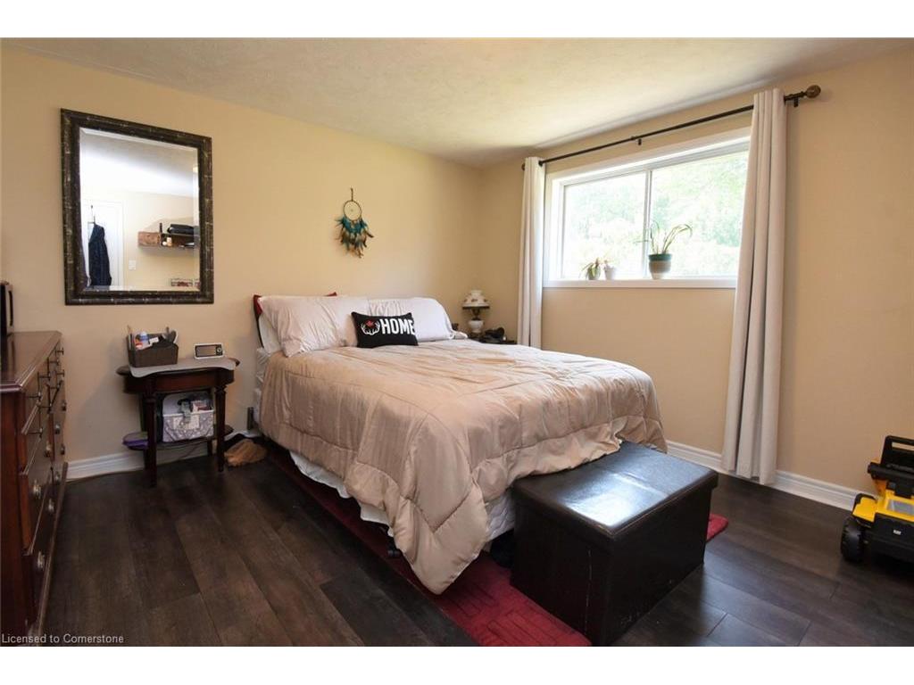 









5


7th

Street,
Grimsby,




ON
L3M 2T5

