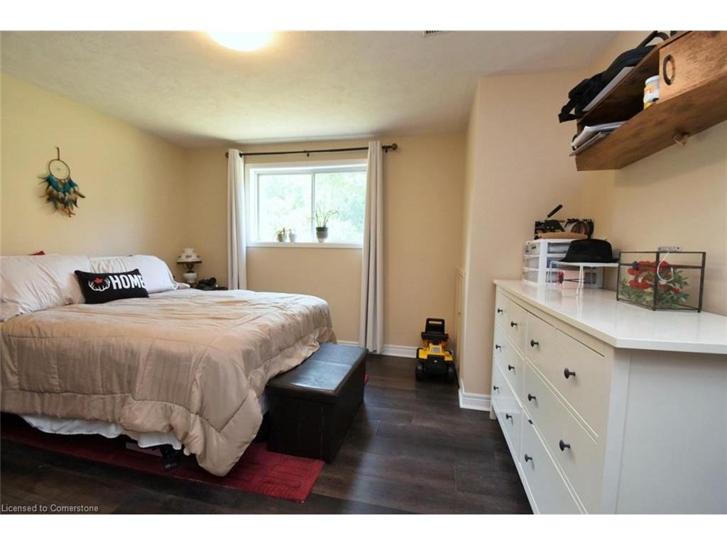 









5


7th

Street,
Grimsby,




ON
L3M 2T5

