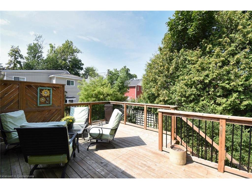 









5


7th

Street,
Grimsby,




ON
L3M 2T5

