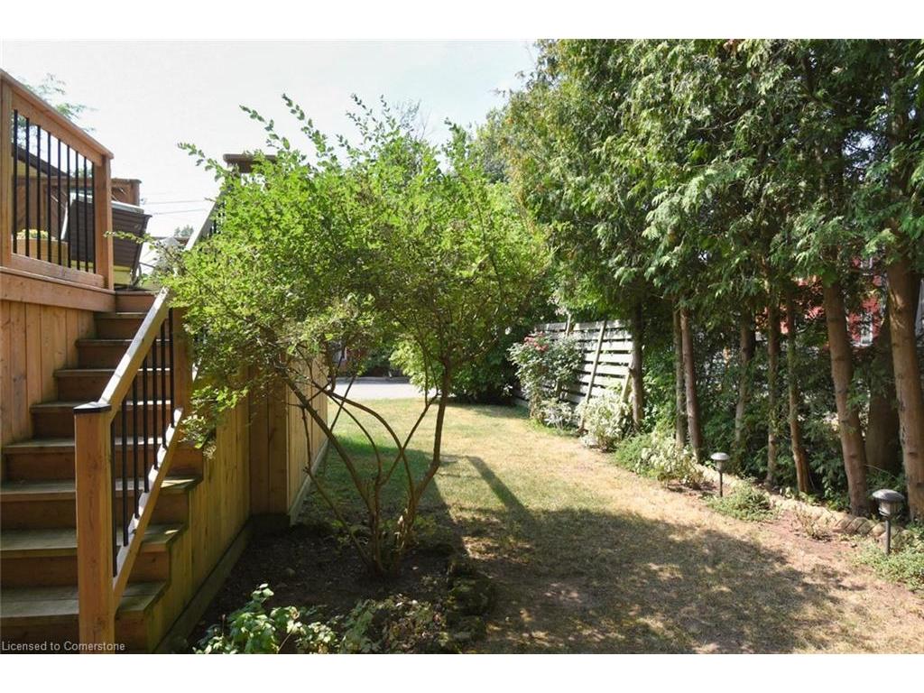 









5


7th

Street,
Grimsby,




ON
L3M 2T5

