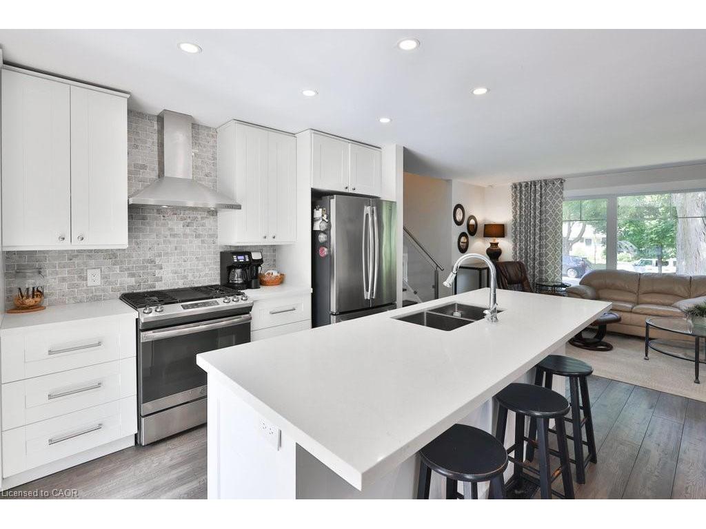 









1404


Lewisham

Drive,
Mississauga,




ON
L5J 3R3

