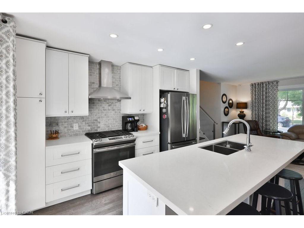 









1404


Lewisham

Drive,
Mississauga,




ON
L5J 3R3

