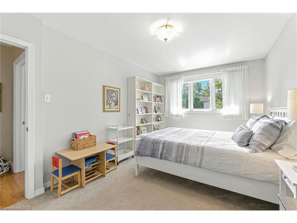 









298


Glen Afton

Drive,
Burlington,




ON
L7L 1H1

