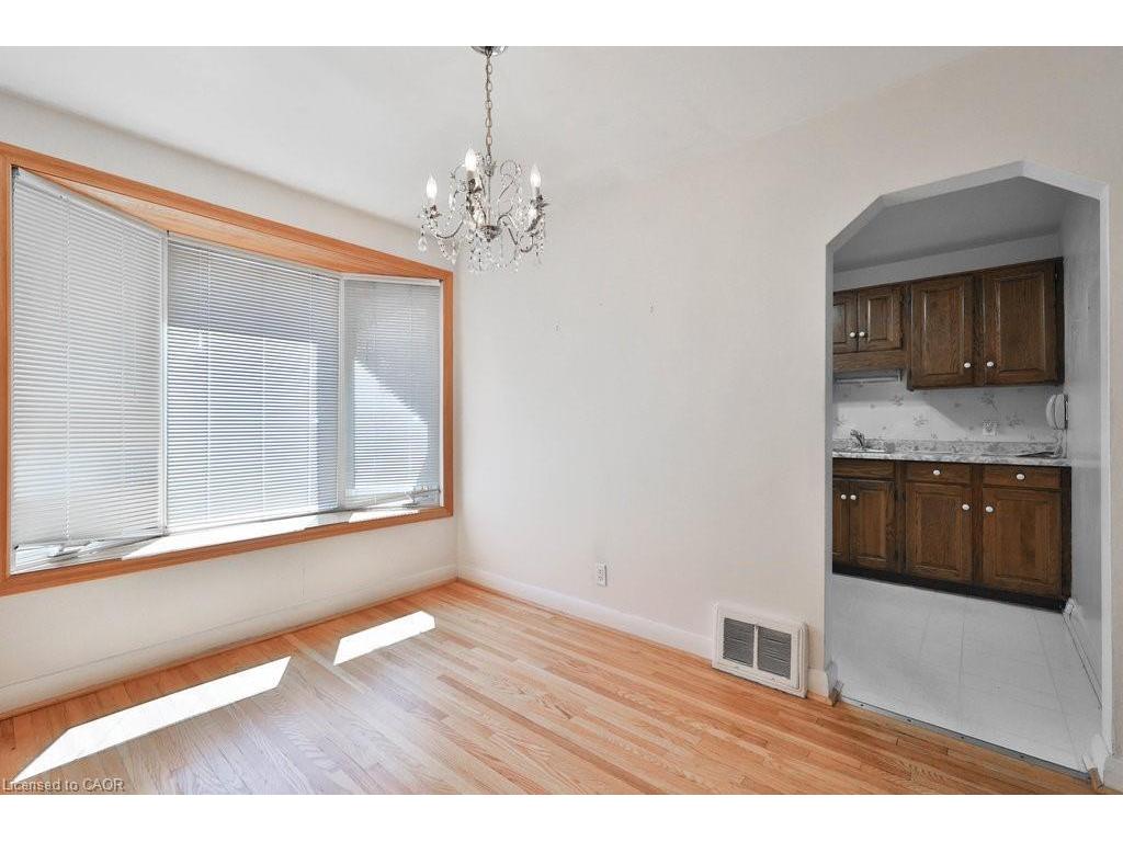 









72


Oriole

Avenue,
Mississauga,




ON
L5G 1V2

