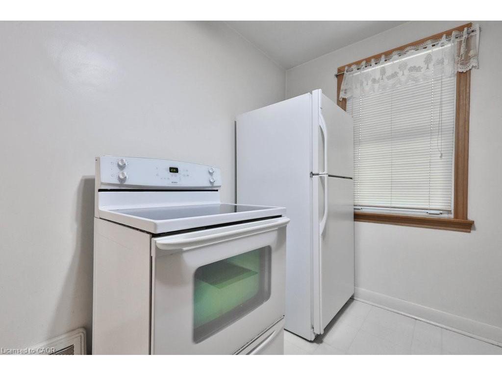 









72


Oriole

Avenue,
Mississauga,




ON
L5G 1V2

