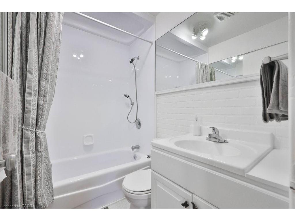 









68


Oriole

Avenue,
Mississauga,




ON
L5G 1V2


