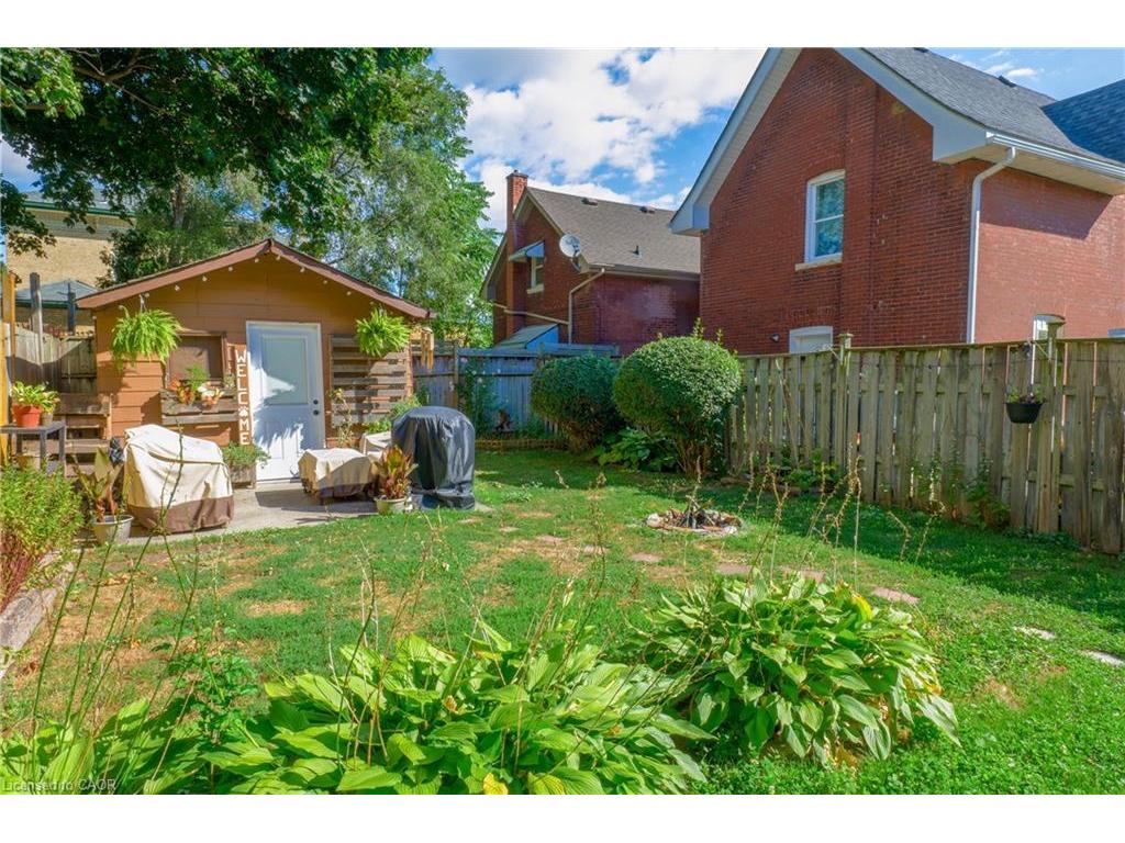 









148


East

Avenue, 1,
Brantford,




ON
N3S 3M4

