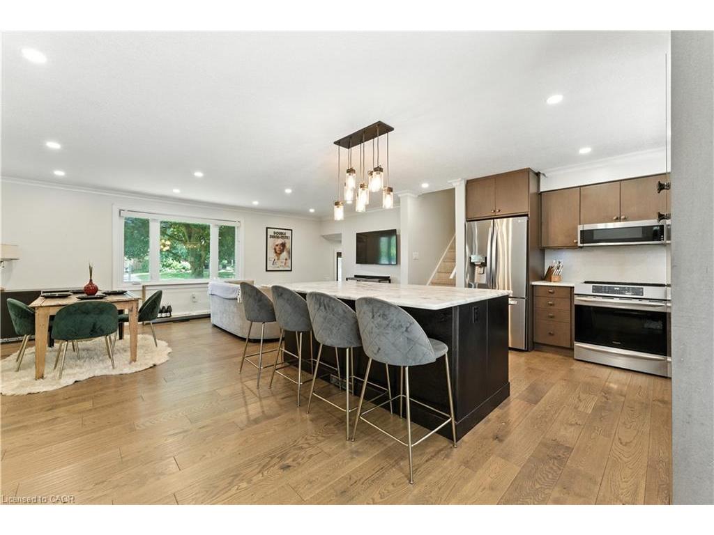 









124


Southwood

Drive,
Cambridge,




ON
N1S 3S2

