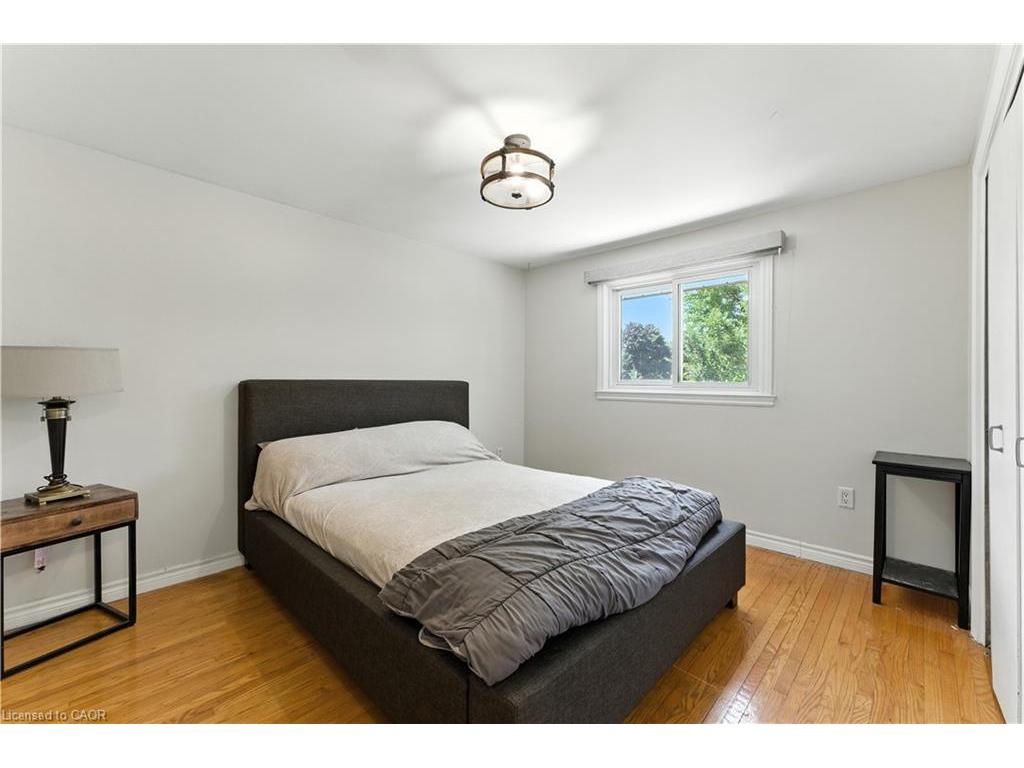 









124


Southwood

Drive,
Cambridge,




ON
N1S 3S2

