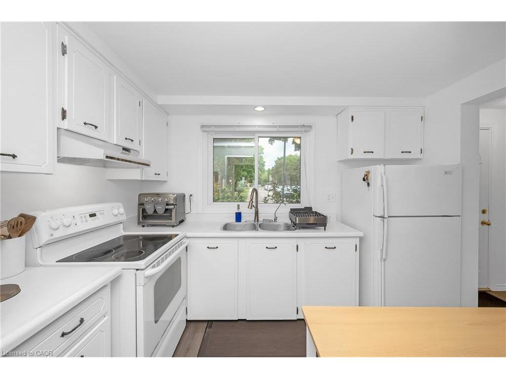 









151


Gateshead

Crescent, 29,
Stoney Creek,




ON
L8G 3W1

