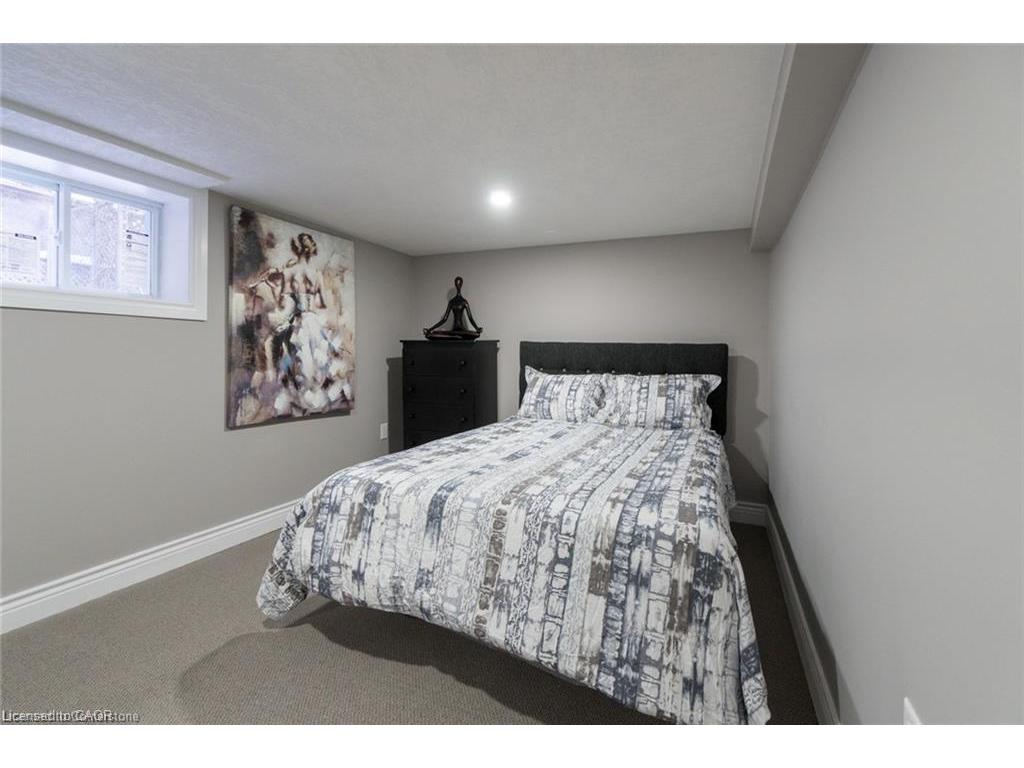 









27


Belmont

Avenue, 2,
Hamilton,




ON
L8L 7L9

