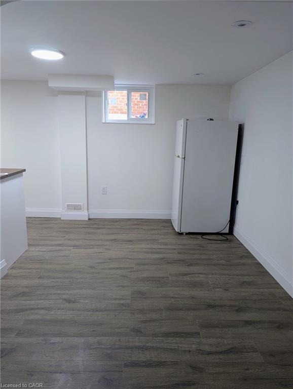 









174


Linden

Avenue, LOWER,
Scarborough,




ON
M1K 3H8

