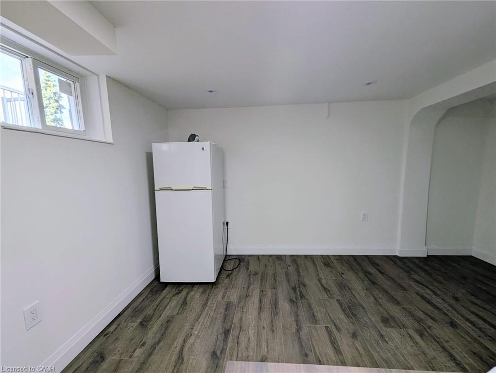 









174


Linden

Avenue, LOWER,
Scarborough,




ON
M1K 3H8

