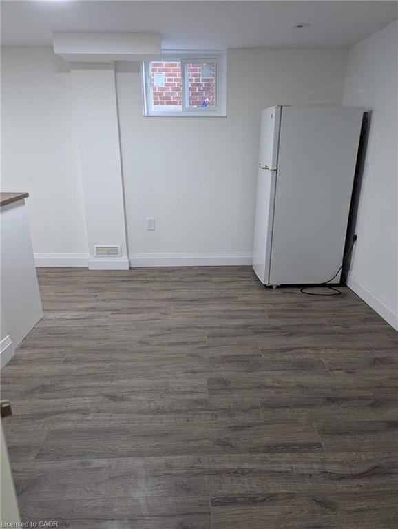 









174


Linden

Avenue, LOWER,
Scarborough,




ON
M1K 3H8

