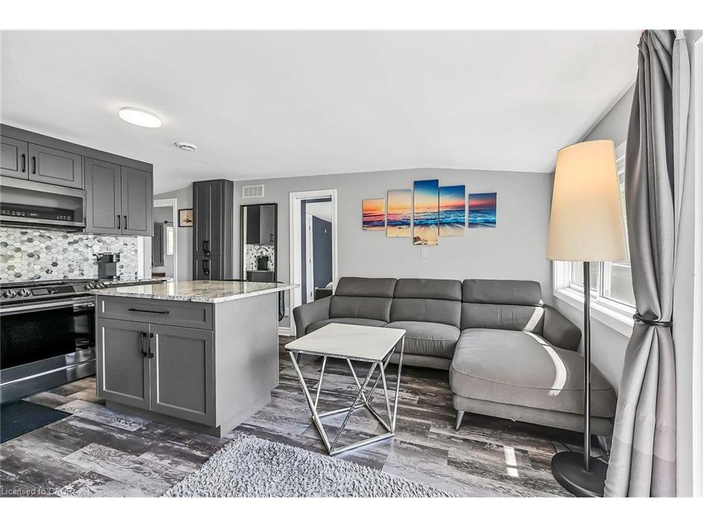 









33


Dover

Street,
Dunnville,




ON
N1A 2W6

