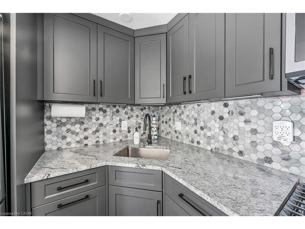 









33


Dover

Street,
Dunnville,




ON
N1A 2W6

