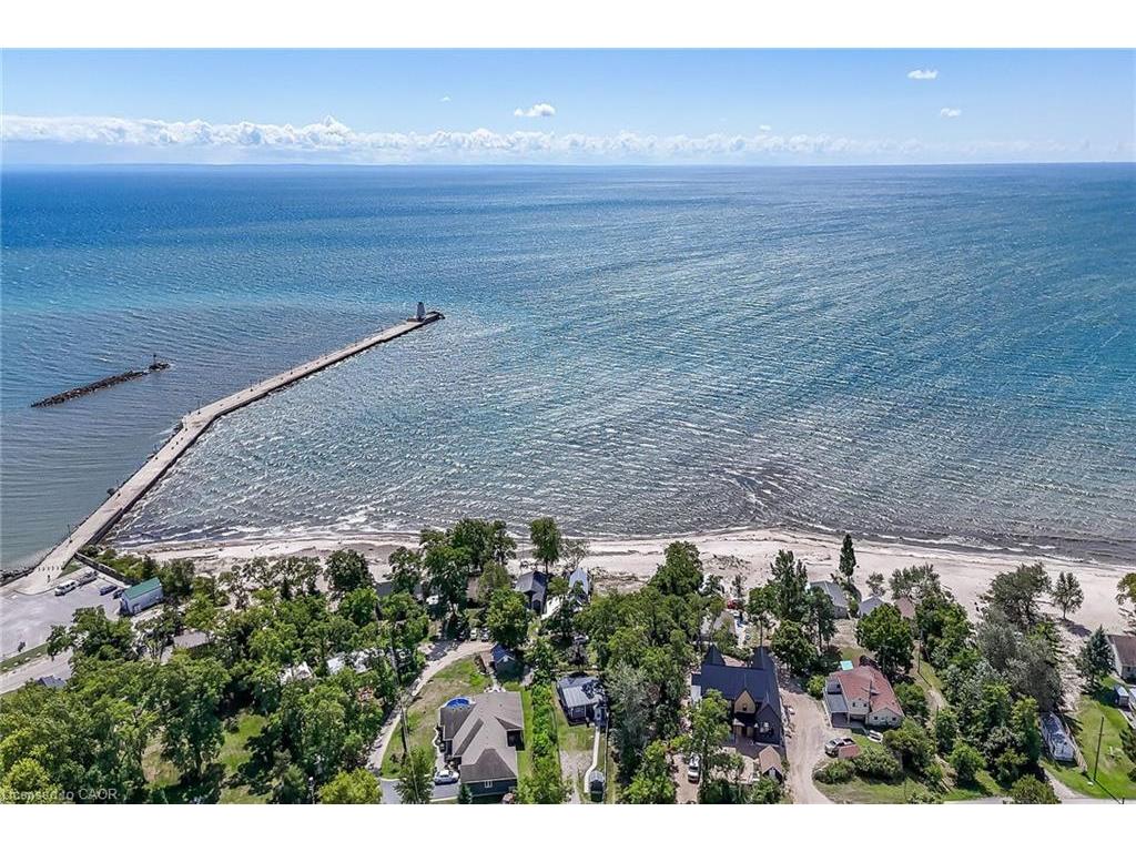 









33


Dover

Street,
Dunnville,




ON
N1A 2W6

