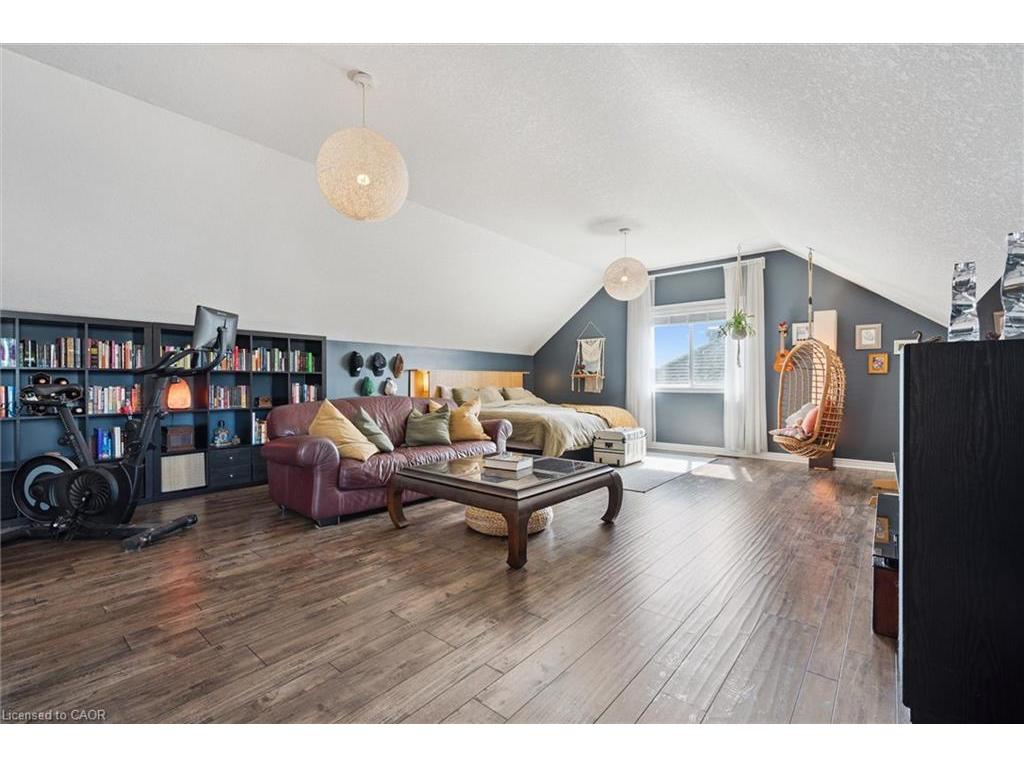









38


Amelia

Street,
Kitchener,




ON
N2A 4K2

