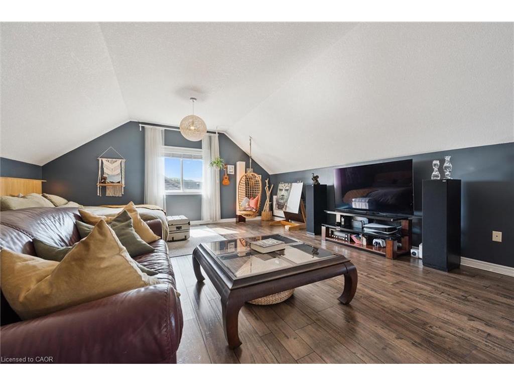









38


Amelia

Street,
Kitchener,




ON
N2A 4K2

