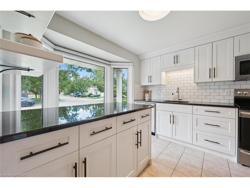 









466


Boettger

Place,
Waterloo,




ON
N2K 3N5

