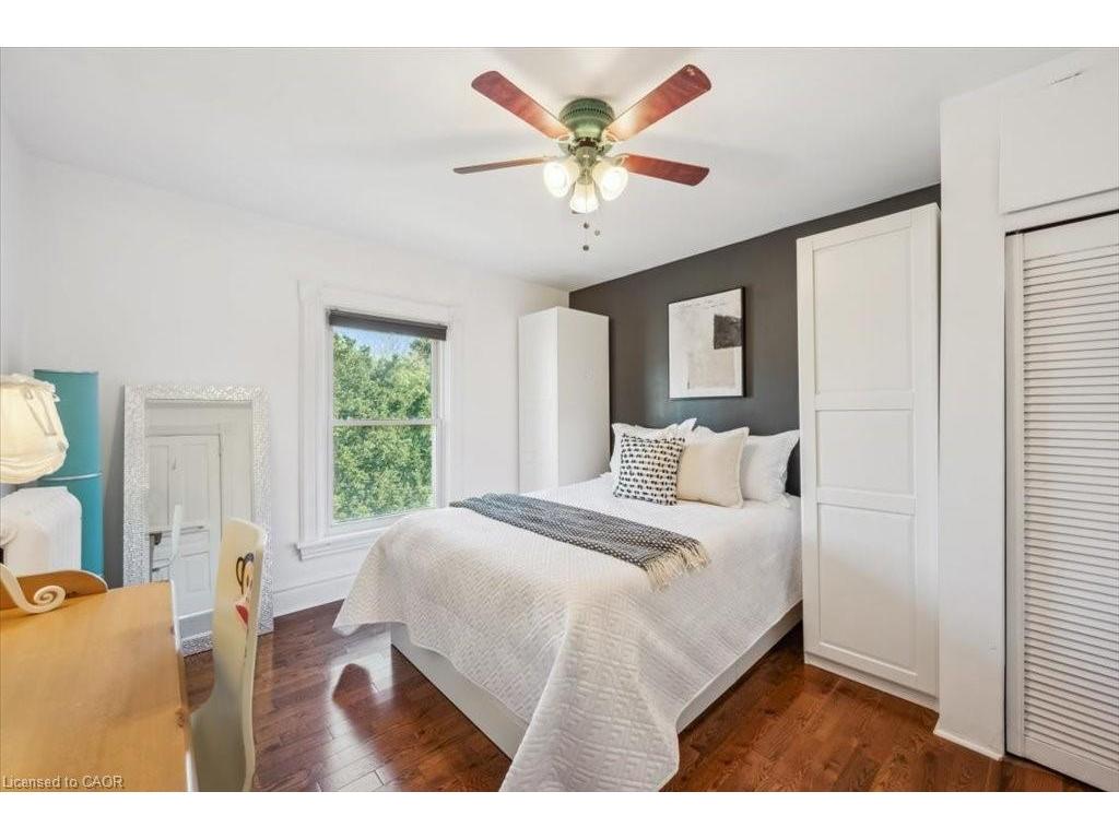 









572


Woolwich

Street,
Guelph,




ON
N1H 3Y2


