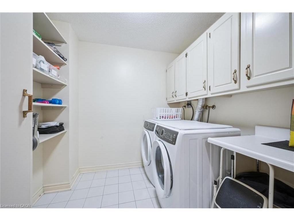 









4


Willow

Street, 903,
Waterloo,




ON
N2J 4S2

