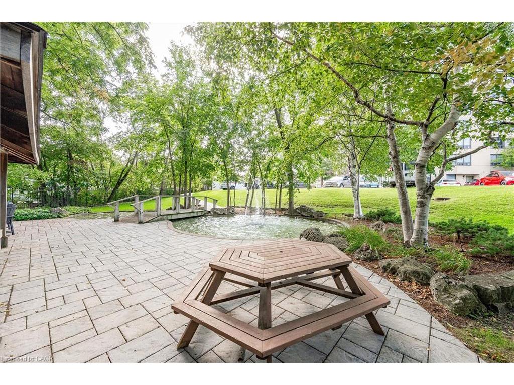









4


Willow

Street, 903,
Waterloo,




ON
N2J 4S2

