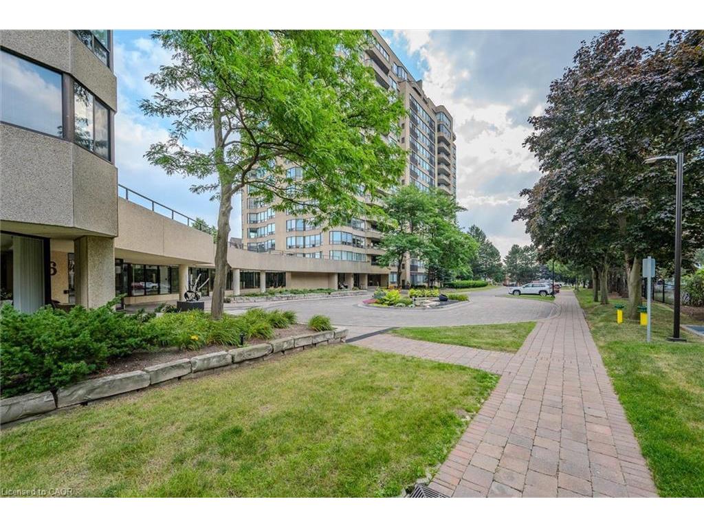 









4


Willow

Street, 903,
Waterloo,




ON
N2J 4S2

