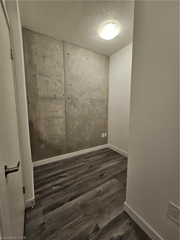 









1434


Highland

Road West, 107,
Kitchener,




ON
N2N 0C8

