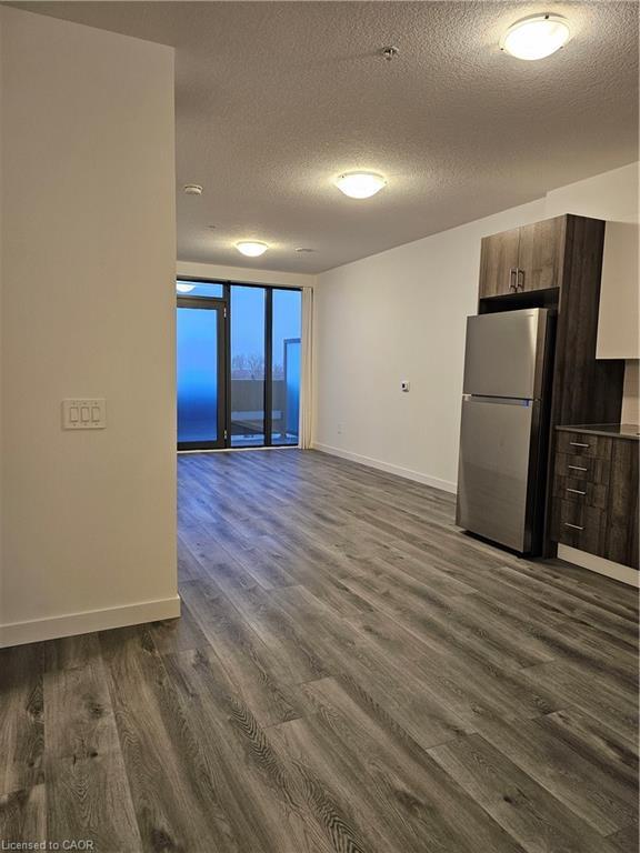 









1434


Highland

Road West, 107,
Kitchener,




ON
N2N 0C8

