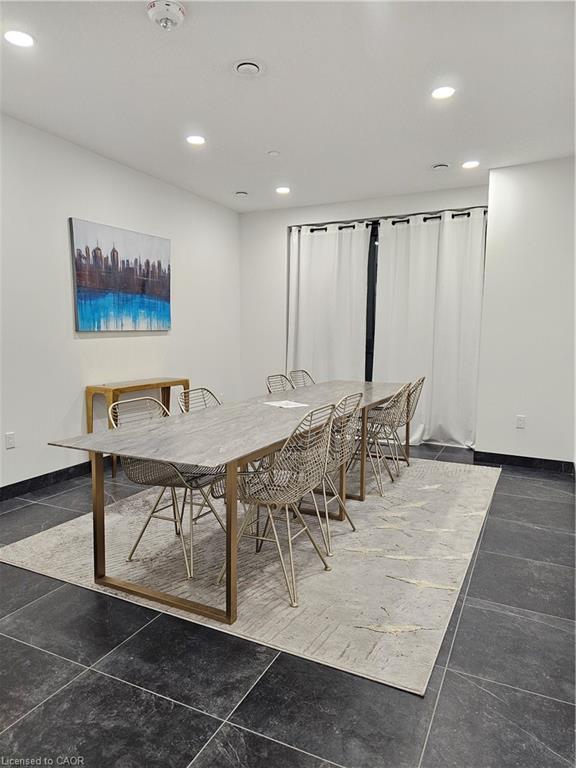 









1434


Highland

Road West, 603,
Kitchener,




ON
N2N 0C8

