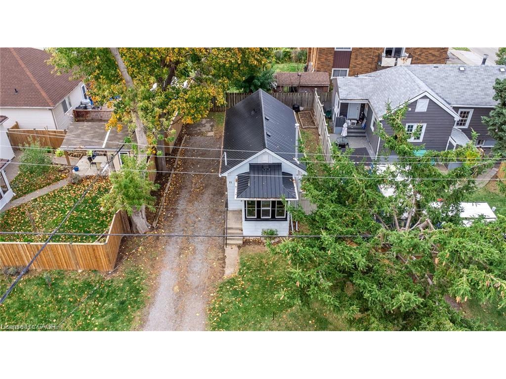 









11


Perry

Street,
St. Catharines,




ON
L2R 1K7

