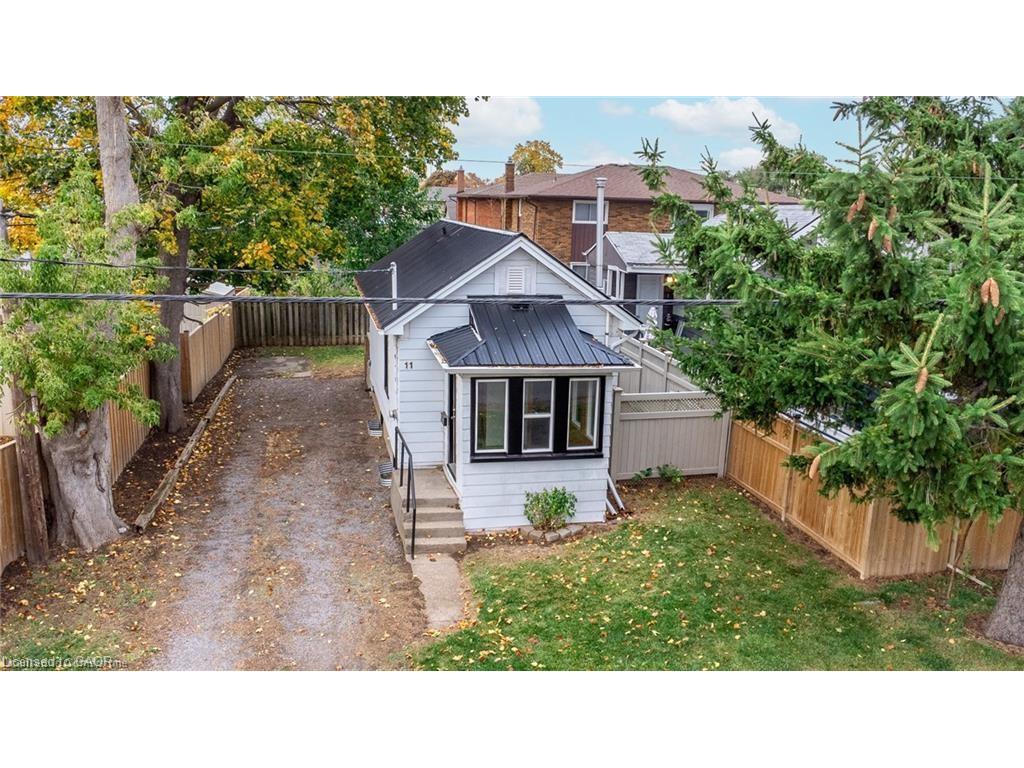 









11


Perry

Street,
St. Catharines,




ON
L2R 1K7

