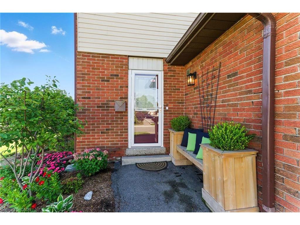 









1350


Limeridge

Road East, 69,
Hamilton,




ON
L8W 1L6

