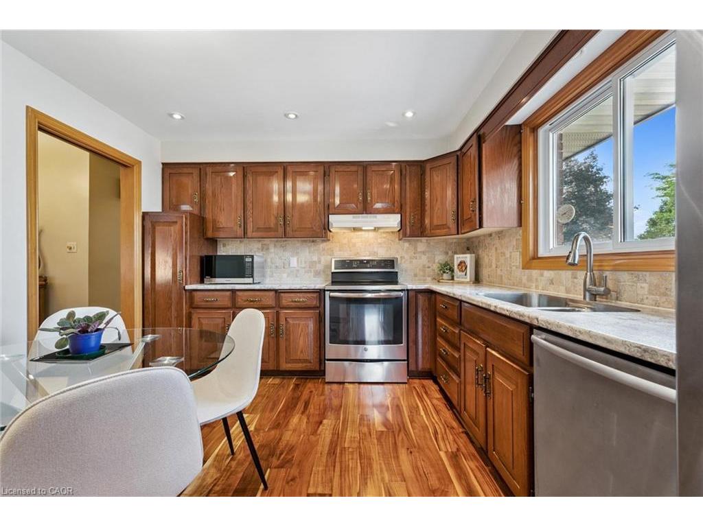 









28


Wimbledon

Road,
Guelph,




ON
N1H 7N1

