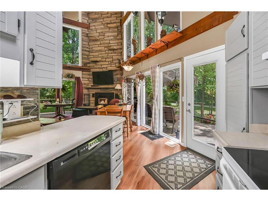 









35


Little

Road,
Cayuga,




ON
N0A 1E0

