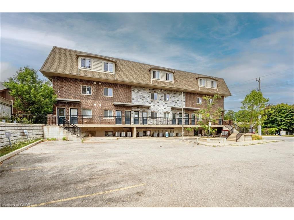 









689


Doon Village

Road, 102,
Kitchener,




ON
N2P 1A1

