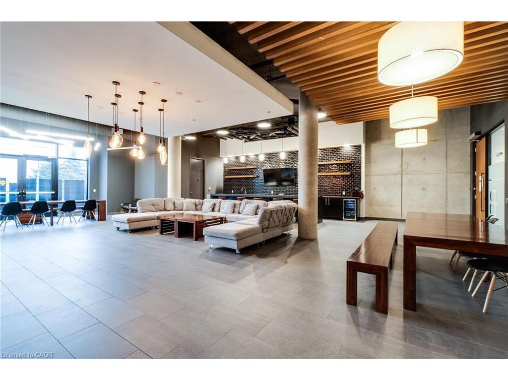 









255


Northfield

Drive, 202,
Waterloo,




ON
N2J 4G8

