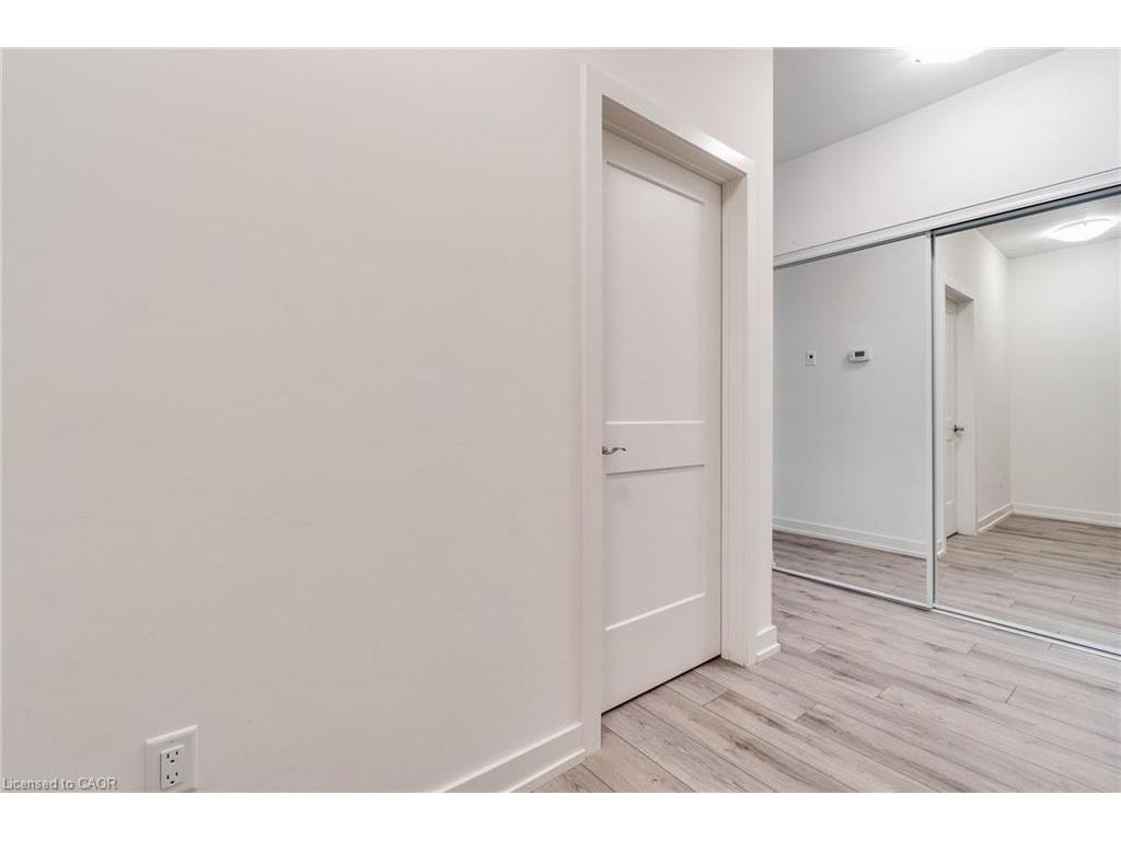 









255


Northfield

Drive, 202,
Waterloo,




ON
N2J 4G8

