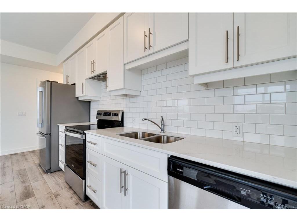 









255


Northfield

Drive, 202,
Waterloo,




ON
N2J 4G8

