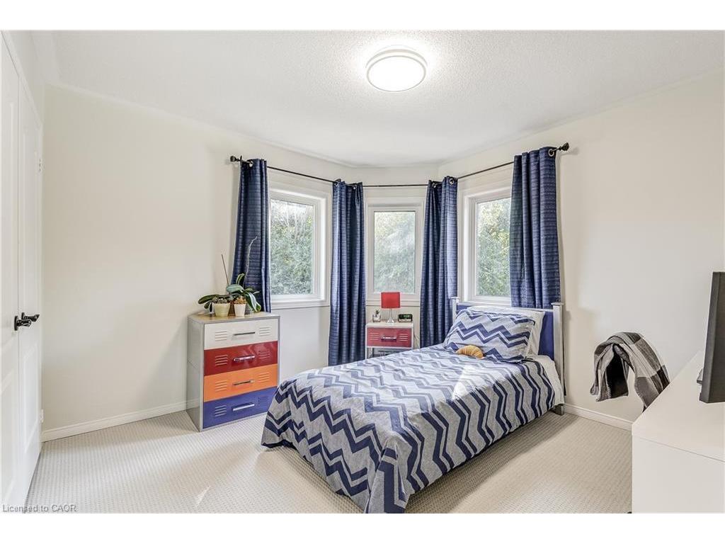 









27


Morrison Creek

Crescent,
Oakville,




ON
L6H 4C3

