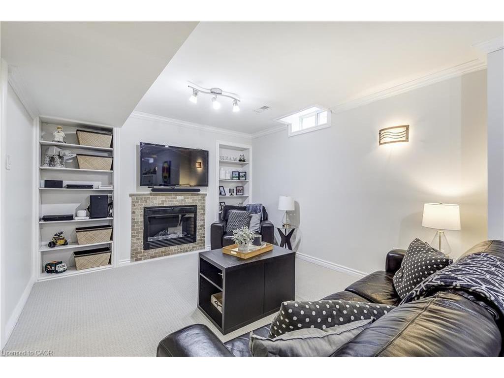 









27


Morrison Creek

Crescent,
Oakville,




ON
L6H 4C3

