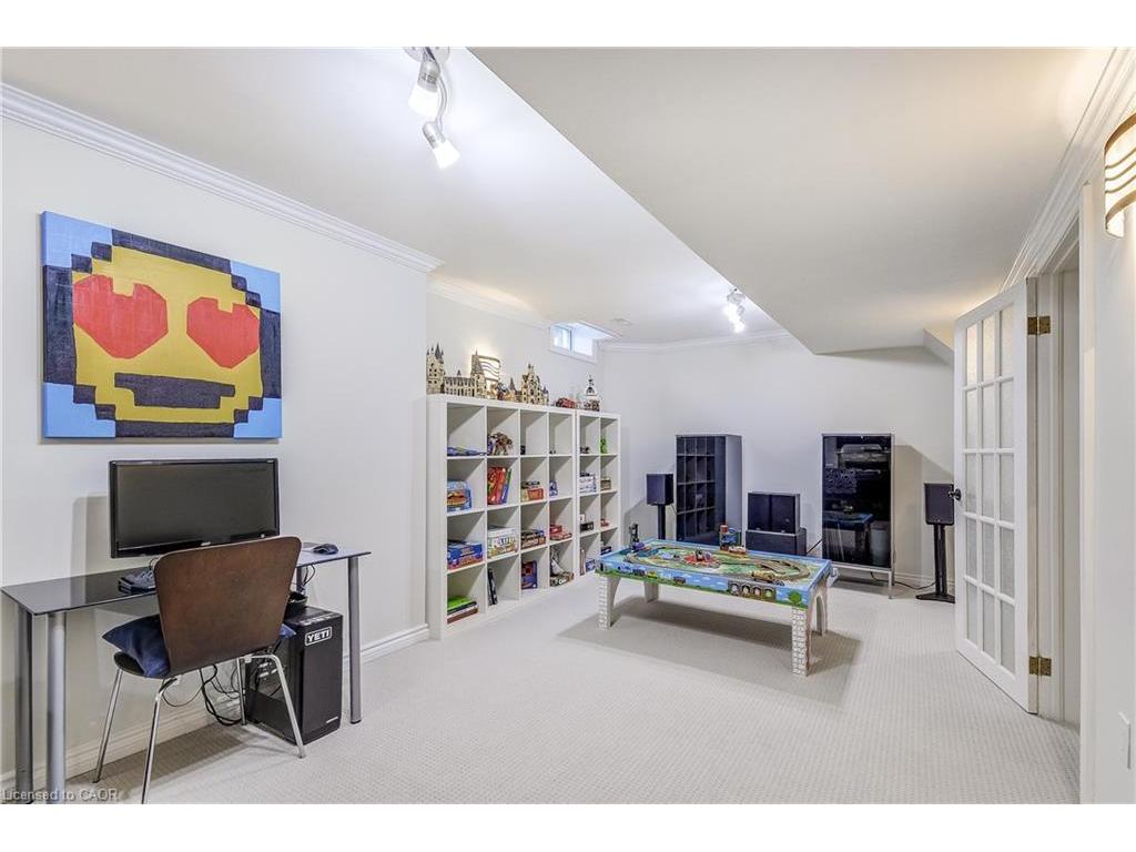 









27


Morrison Creek

Crescent,
Oakville,




ON
L6H 4C3

