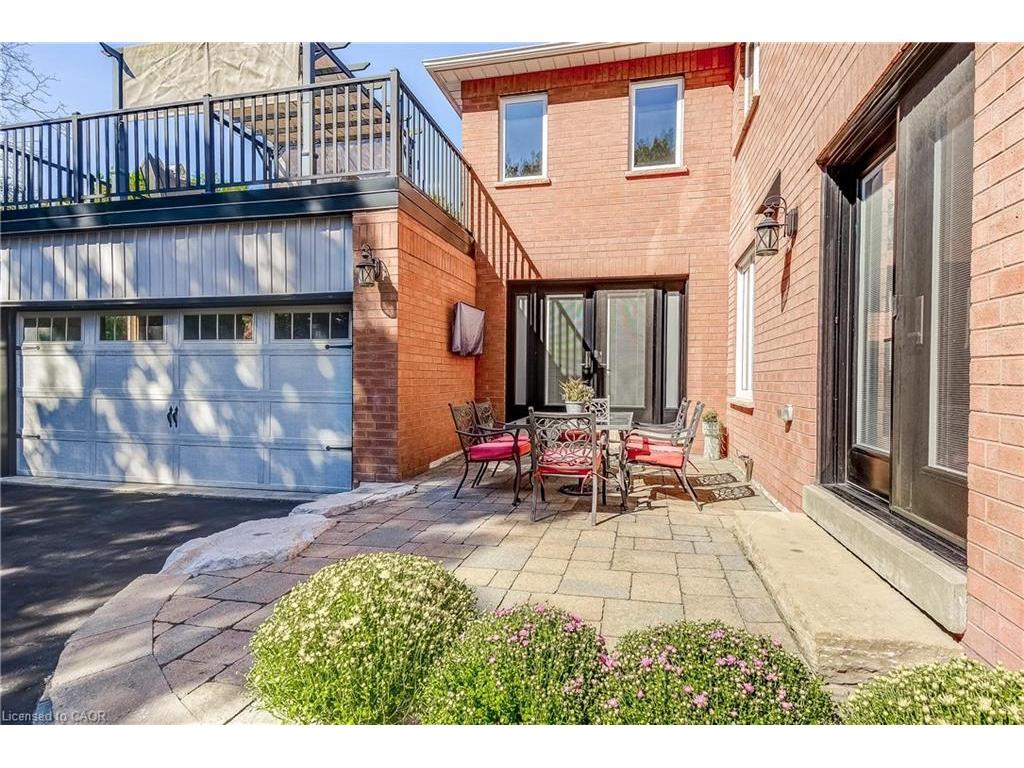 









27


Morrison Creek

Crescent,
Oakville,




ON
L6H 4C3

