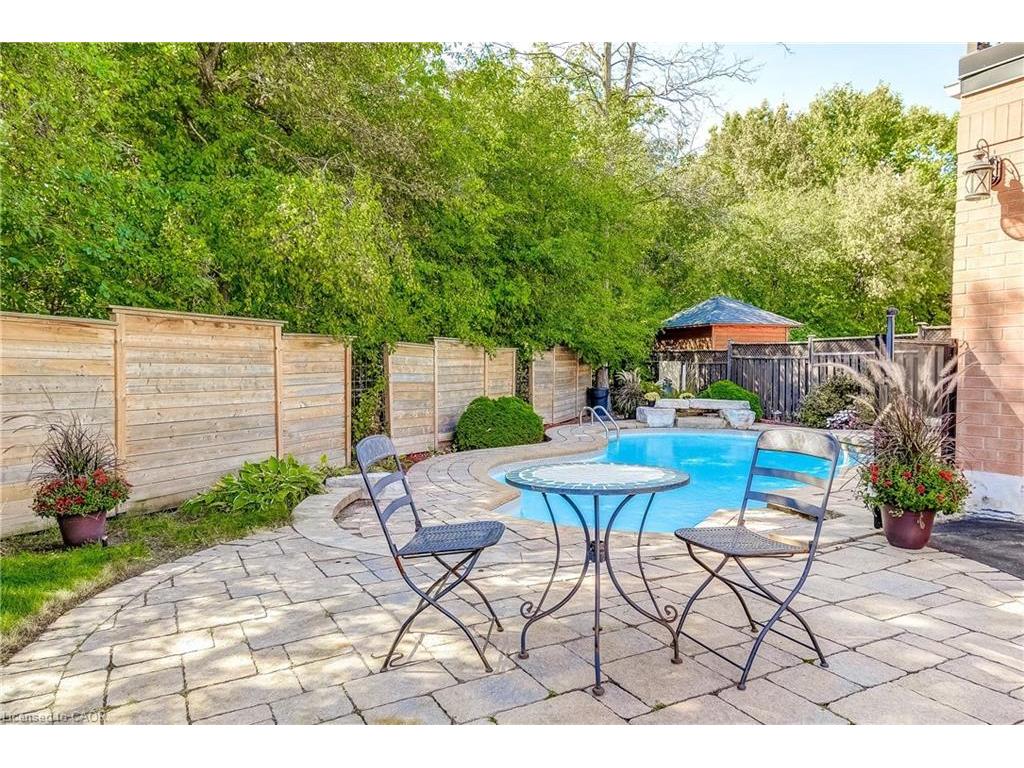 









27


Morrison Creek

Crescent,
Oakville,




ON
L6H 4C3

