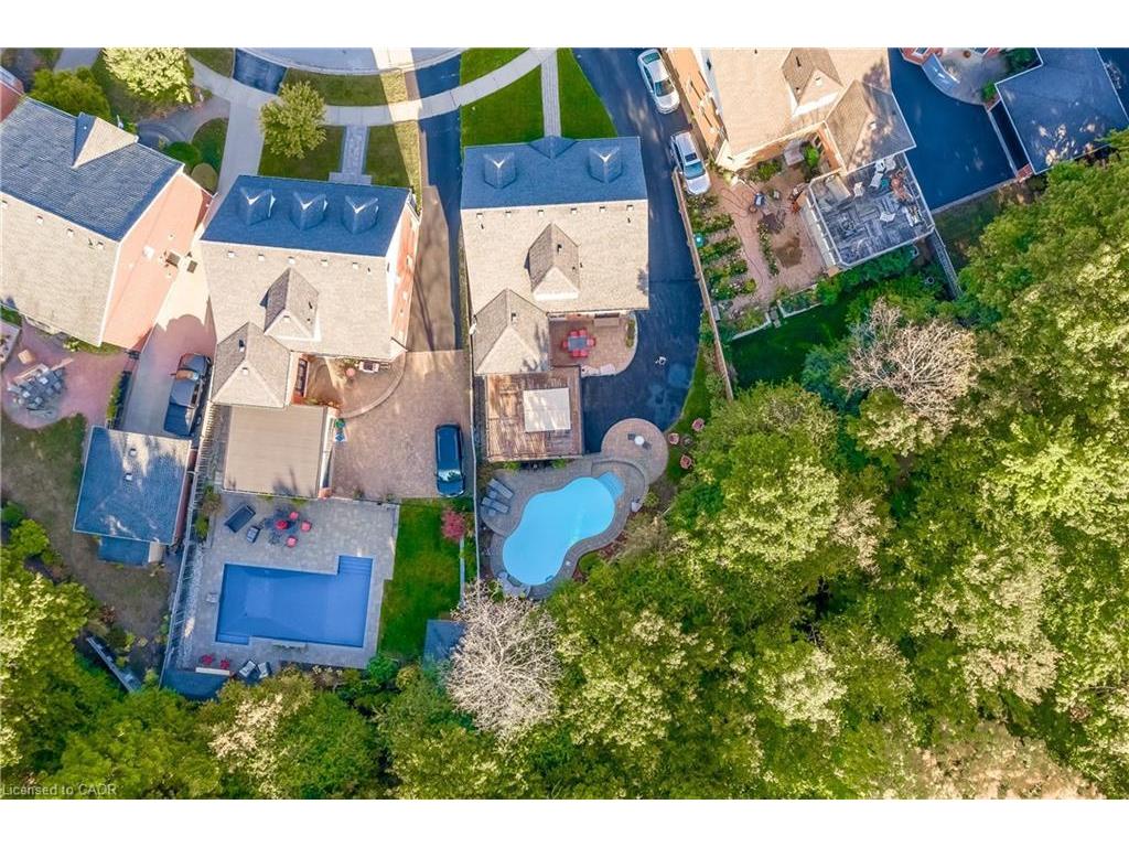 









27


Morrison Creek

Crescent,
Oakville,




ON
L6H 4C3

