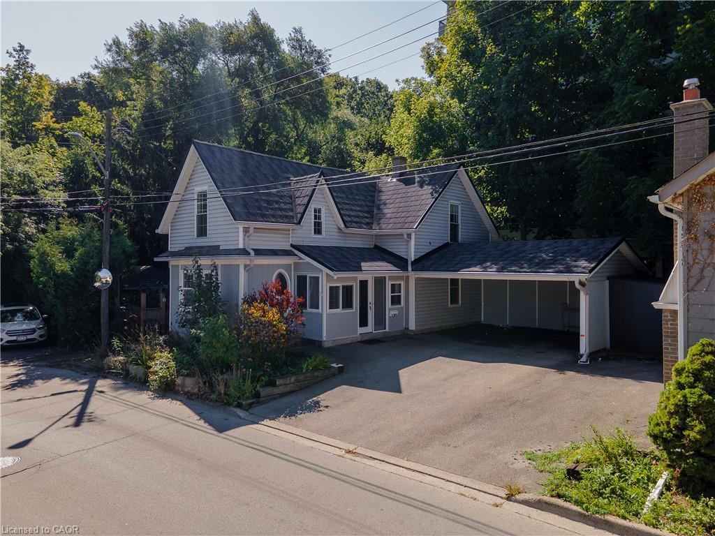 









12


Maple

Avenue,
Hamilton,




ON
L8G 2N9

