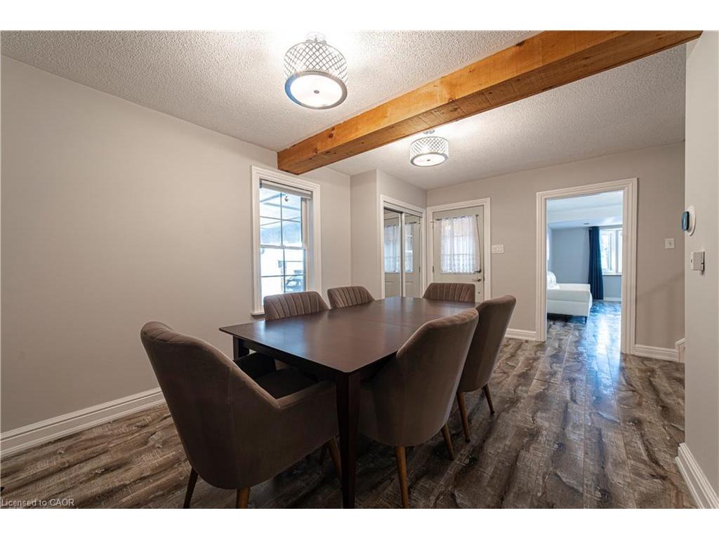 









12


Maple

Avenue,
Hamilton,




ON
L8G 2N9

