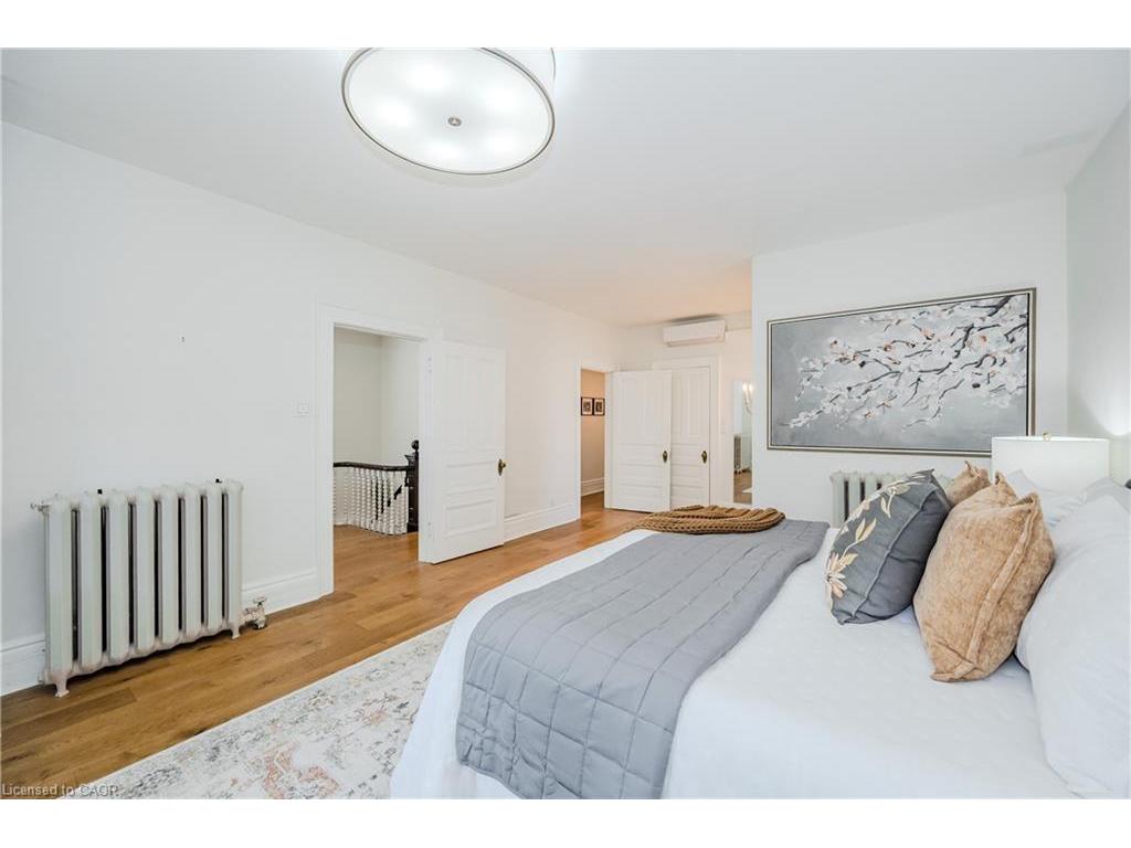 









138


Dublin

Street North,
Guelph,




ON
N1H 4N7

